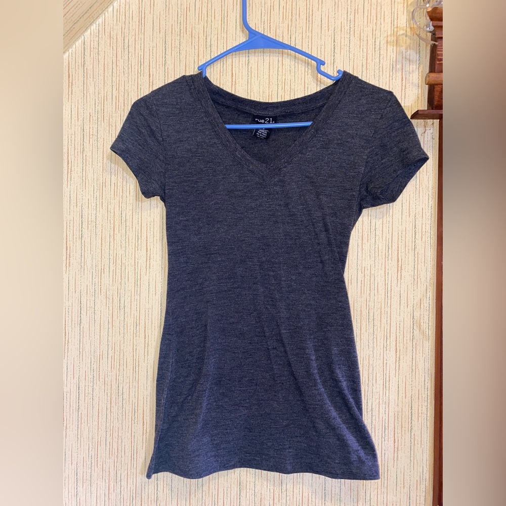 Rue21 Charcoal Gray V-Neck Tee